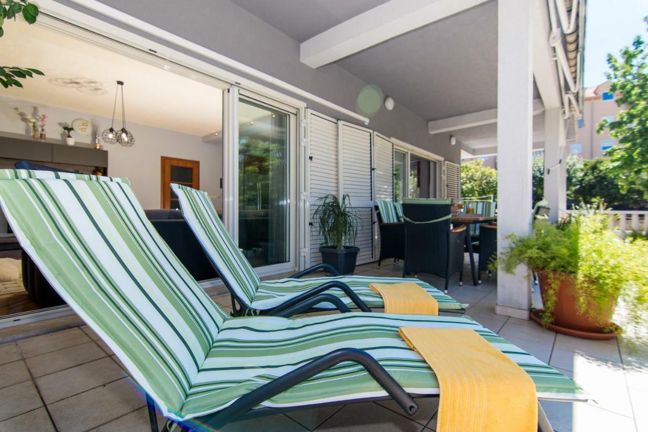 Ferienwohnung Flora Trogir Exterior foto