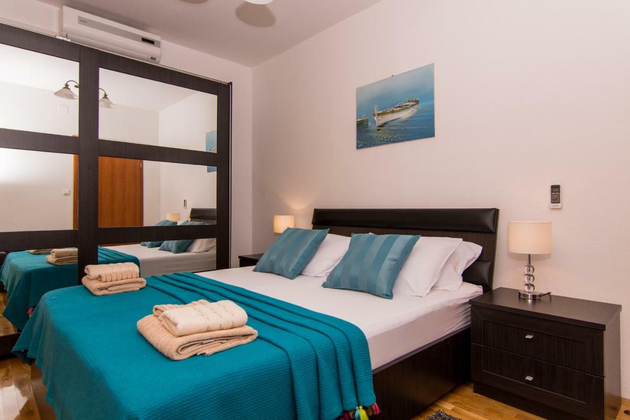 Ferienwohnung Flora Trogir Exterior foto