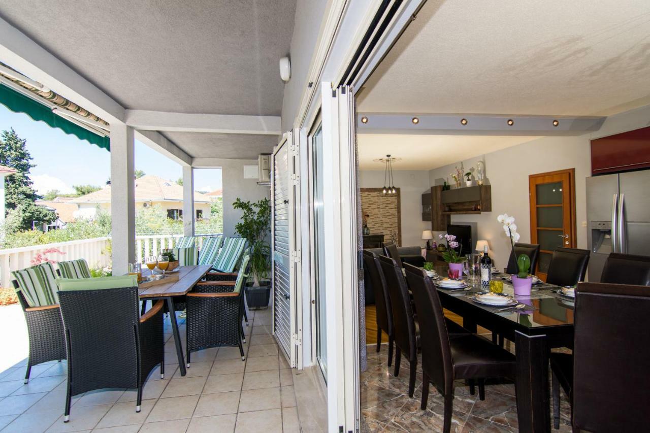 Ferienwohnung Flora Trogir Exterior foto
